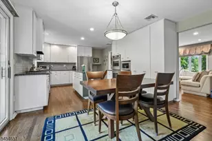 18 Holly Dr, Roxbury Township, NJ 07876 - Photo 4