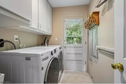 18 Holly Dr, Roxbury Township, NJ 07876 - Photo 30