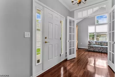 29 Constitution Way, Franklin Township, NJ 08873 - Photo 4