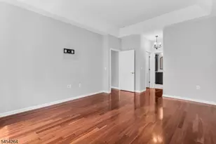29 Constitution Way, Franklin Township, NJ 08873 - Photo 20