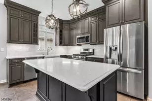 29 Constitution Way, Franklin Township, NJ 08873 - Photo 12