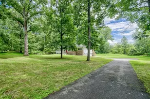 6 Featherbed Ln, Raritan Township, NJ 08822 - Photo 2