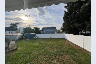 76 Campbell Ave, Clifton, NJ 07013 - Photo 12