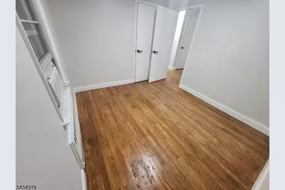 76 Campbell Ave, Clifton, NJ 07013 - Photo 10