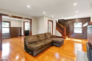 25 Rosedale Ave, Morris Plains, NJ 07950 - Photo 10