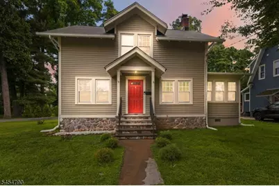 25 Rosedale Ave, Morris Plains, NJ 07950 - Photo 2