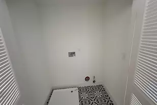 25 Brookside Ave, Irvington, NJ 07111 - Photo 2