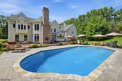 7 Martin Ln, Mendham Township, NJ 07960 - Photo 4