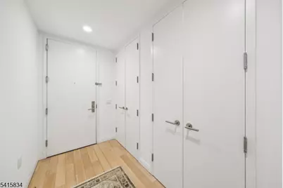 160 1st St Unit #1111, Jersey City, NJ 07302 - Photo 12