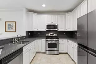 461 Victoria Dr, Bridgewater Twp., NJ 08807 - Photo 4
