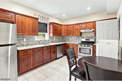 283-285 Smith St, Newark, NJ 07106 - Photo 18