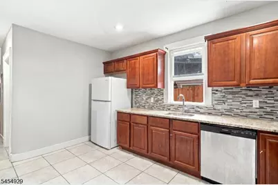 283-285 Smith St, Newark, NJ 07106 - Photo 6