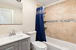 283-285 Smith St, Newark, NJ 07106 - Photo 8