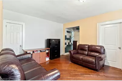 283-285 Smith St, Newark, NJ 07106 - Photo 4
