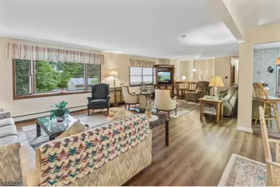 110 Marne Rd, Hopatcong, NJ 07843 - Photo 6