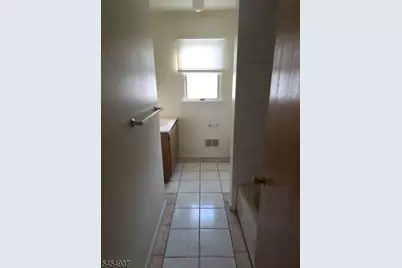 138 Ethel Ave, Hawthorne, NJ 07506 - Photo 8