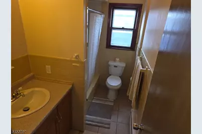 209 Ampere Pkwy #2, Bloomfield, NJ 07003 - Photo 6