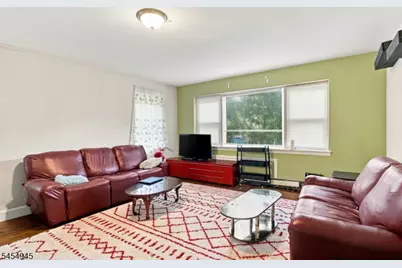120-122 Tuxedo Pkwy, Newark, NJ 07106 - Photo 2