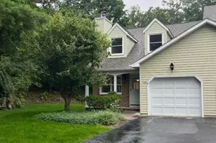 150 Saddleback Ct, Sparta Township, NJ 07871 - Photo 2