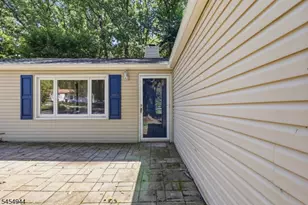 51 Memory Ln, Denville, NJ 07834 - Photo 4