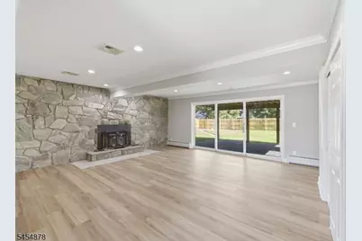 41 Baker St, Mine Hill, NJ 07803 - Photo 8