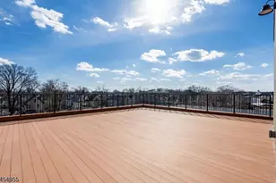 310 W Jersey St, Elizabeth, NJ 07202 - Photo 10