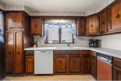 20 Woodside Ter, West Orange Township, NJ 07052 - Photo 18