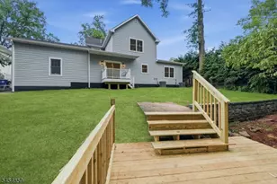 17 Blake Dr, Clark Township, NJ 07066 - Photo 42