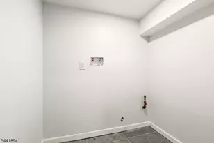 44 Fabyan Pl, Newark, NJ 07108 - Photo 42