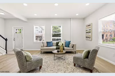 44 Fabyan Pl, Newark, NJ 07108 - Photo 10