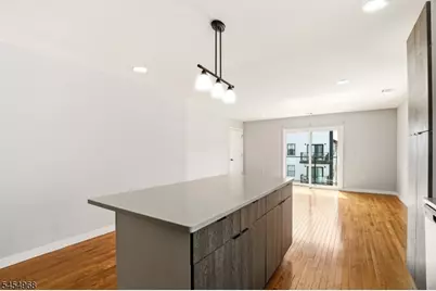 741 Seaport Dr, Elizabeth, NJ 07201 - Photo 14
