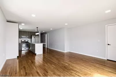 741 Seaport Dr, Elizabeth, NJ 07201 - Photo 8