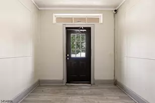 37 Hanford St, Newark, NJ 07114 - Photo 4