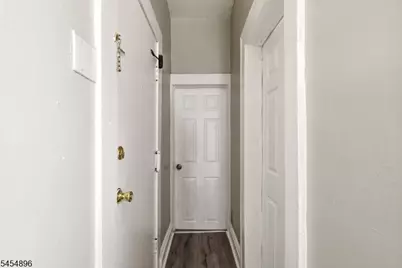 37 Hanford St, Newark, NJ 07114 - Photo 16