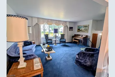 116 Stonehenge Ter, Clark Township, NJ 07066 - Photo 4