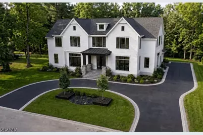 45 Great Hills Rd, Millburn, NJ 07078 - Photo 2