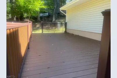 35 Cherokee Trl, Oakland, NJ 07436 - Photo 14