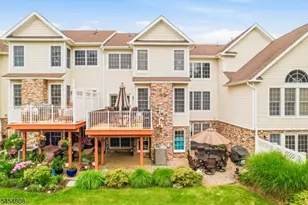 56 Briar Ct, Hardyston Township, NJ 07419 - Photo 4