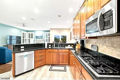 56 Briar Ct, Hardyston Township, NJ 07419 - Photo 18