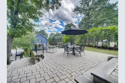 146 Monroe Trl, Hopatcong, NJ 07843 - Photo 16