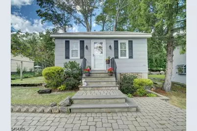 146 Monroe Trl, Hopatcong, NJ 07843 - Photo 1
