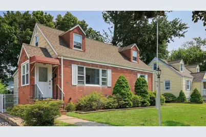 13 Macarthur Ave, Cranford Township, NJ 07016 - Photo 2