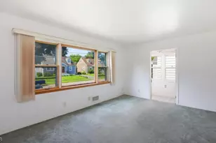 13 Macarthur Ave, Cranford Township, NJ 07016 - Photo 4