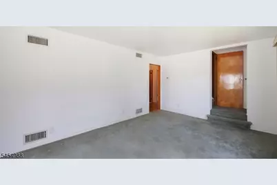 13 Macarthur Ave, Cranford Township, NJ 07016 - Photo 6