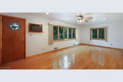 13 Macarthur Ave, Cranford Township, NJ 07016 - Photo 10