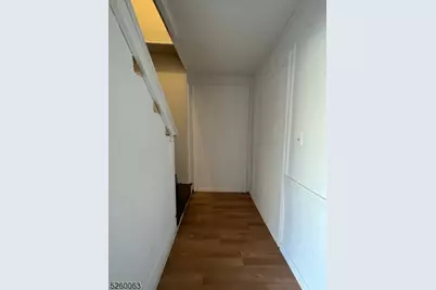 14 W Main St Apt B, Clinton, NJ 08809 - Photo 6
