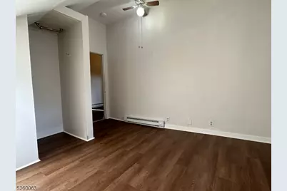 14 W Main St Apt B, Clinton, NJ 08809 - Photo 22