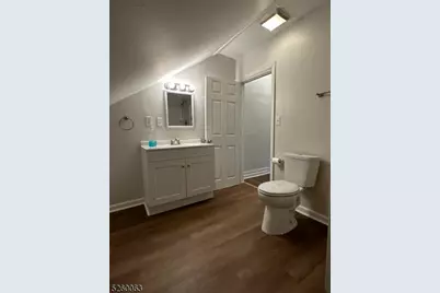 14 W Main St Apt B, Clinton, NJ 08809 - Photo 18