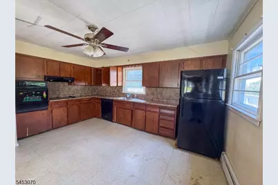 101 Winding Hill Rd, Hopatcong, NJ 07843 - Photo 6