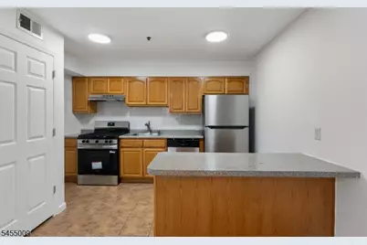 49 Seabury St #1, Newark, NJ 07104 - Photo 4